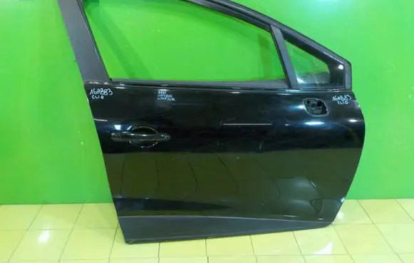 Renault Clio IV Front door PRZOD PRAWE