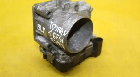 Volkswagen Golf V Throttle valve