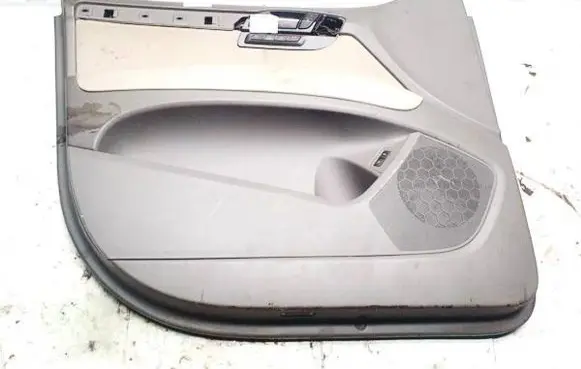 Audi Q7 4L Front door card panel trim 4l1867105