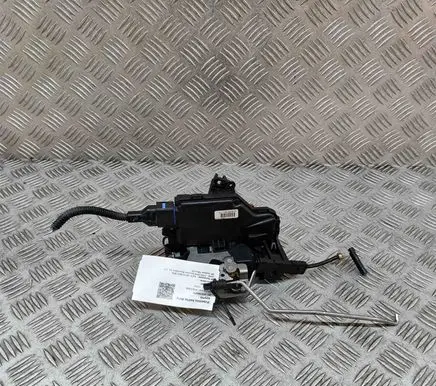 Audi A8 S8 D3 4E Coupe door lock (next to the handle) 4E1837015