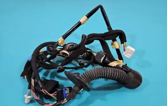 Renault Trafic III (X82) Front door wiring loom 241247927R IMPRK1370211