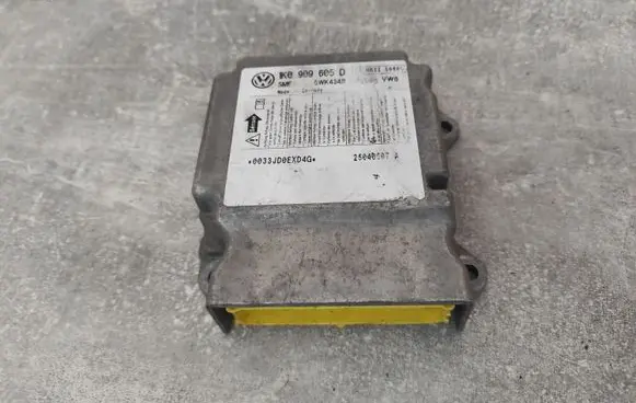 Volkswagen Golf V Airbag control unit/module 1K0909605D