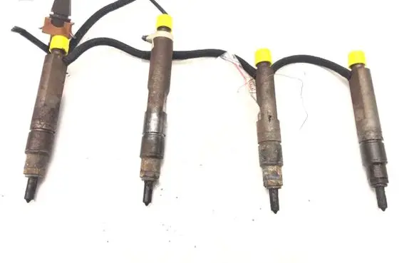 Seat Ibiza II (6k) Fuel injectors set 028130202Q