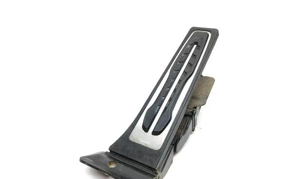 BMW X3 G01 Accelerator throttle pedal 6871053
