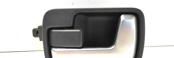 Land Rover Discovery 3 - LR3 Front door interior handle FVC500136