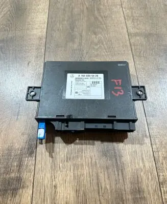 Mercedes-Benz GL X164 Keyless (KESSY) go control unit/module A1648205426