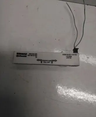 Renault Megane III Antenna control unit 285906352R A2C53437537