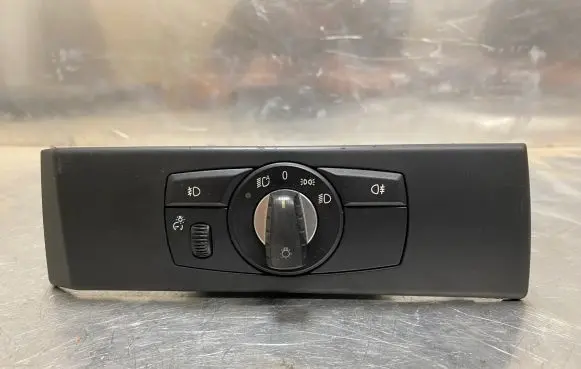 BMW 5 E60 E61 Light switch 6925260