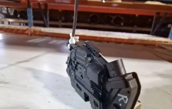 Front door lock
