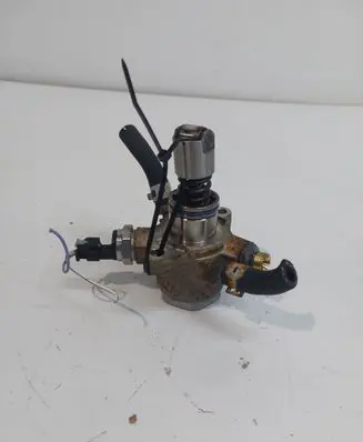 Audi A7 S7 4G Fuel injection high pressure pump 079127025AE