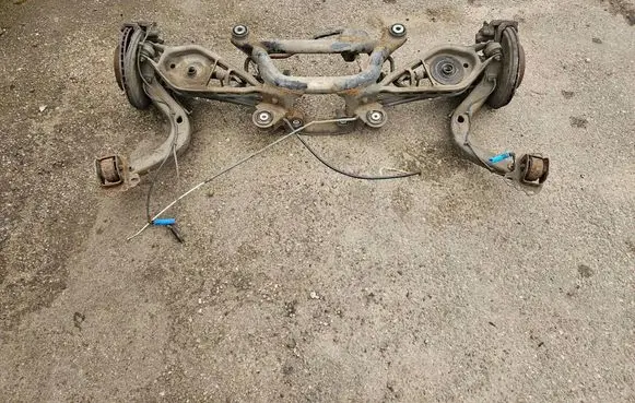 BMW X3 E83 Rear axle beam 3446428028390 65809038