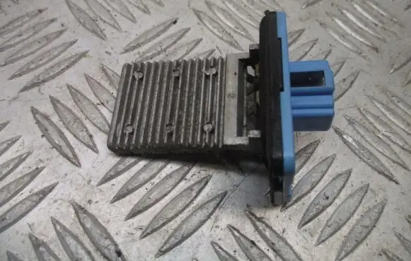 Chevrolet Lacetti Heater blower fan relay 