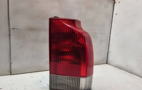 Volvo V70 Rear/tail lights 9154498 9154502