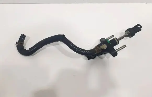 Toyota Avensis T270 Clutch master cylinder 3142002031D