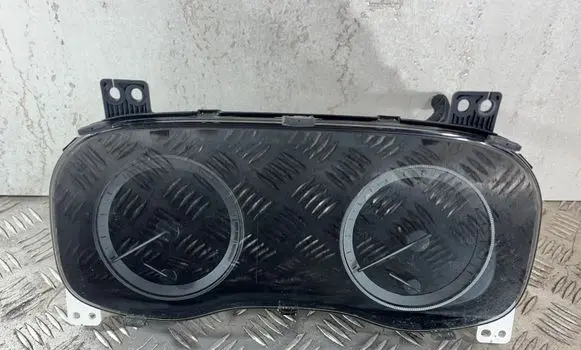 Speedometer (instrument cluster)