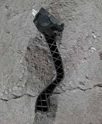 Peugeot 307 Accelerator throttle pedal 9646702180
