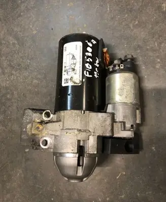 BMW 5 F10 F11 Starter motor 8515900