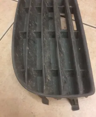 Volkswagen Golf V Front bumper lower grill 1K0853666