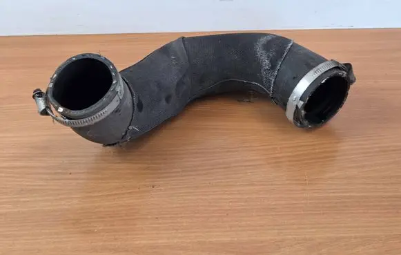 Audi A7 S7 4G Intercooler hose/pipe 4G0145709AC