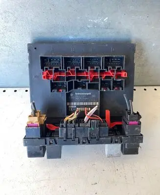 Volkswagen PASSAT B6 Comfort/convenience module 3C0937049AE F005V00631 H52S2002