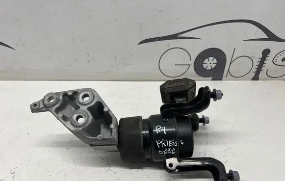 Toyota RAV 4 (XA50) Gearbox mount 