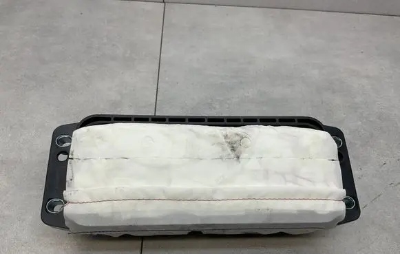 Audi A1 Passenger airbag 8X0880204A