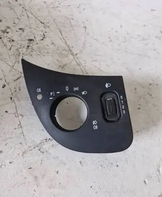 Mercedes-Benz A W168 Headlight level height control switch 1686890080