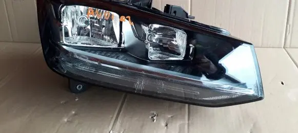 Audi Q2 - Headlight/headlamp