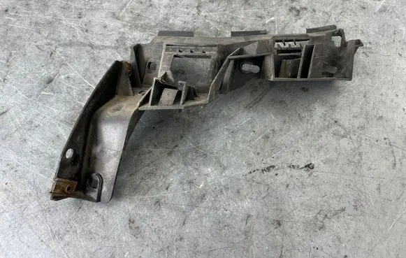 Volkswagen Golf Plus Rear bumper mounting bracket 5M0807394A