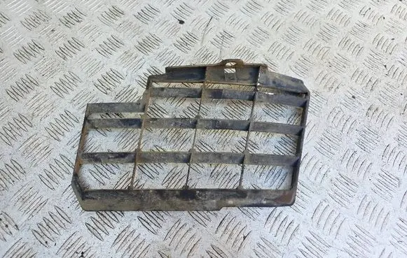 Audi A8 S8 D3 4E Intercooler air channel guide 