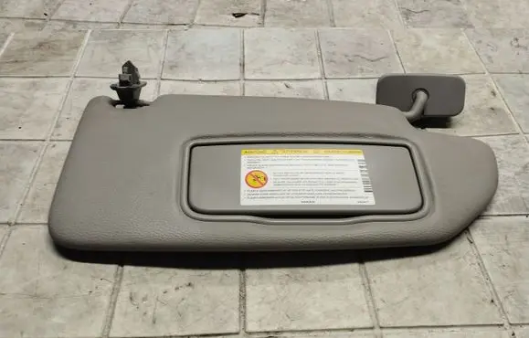 Volvo V70 Sun visor 3572 9454471