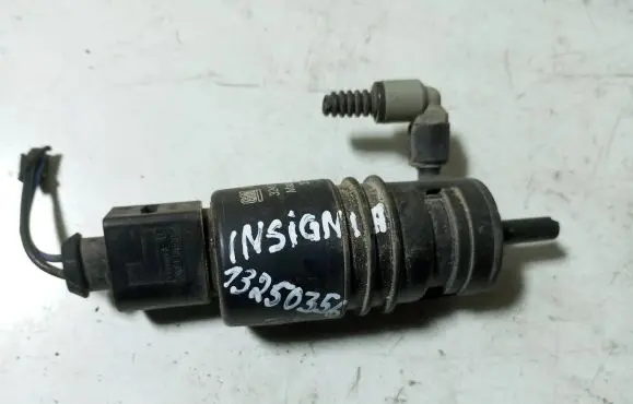Opel Insignia A Windscreen/windshield washer pump 13250356