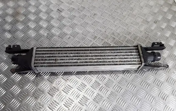 Opel Corsa D Intercooler radiator 440926702 55702004
