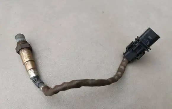 Mercedes-Benz ML W166 Lambda probe sensor 0095425518