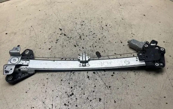 Honda Civic Rear door window regulator with motor 