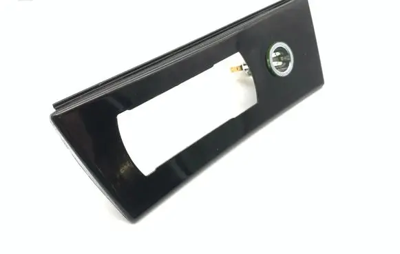 Jaguar XJ X350 Dashboard glove box trim 5W9318A914AA