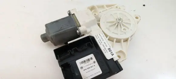 Audi A3 S3 8P Front door window regulator motor 8P0959801A
