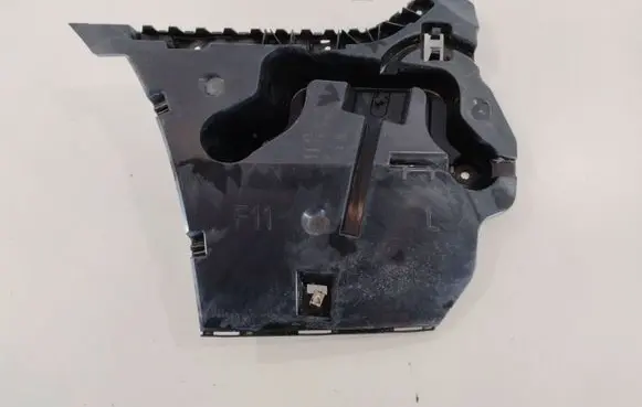 BMW 5 F10 F11 Rear bumper mounting bracket 51127207111 7207111 15857711