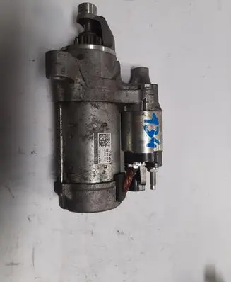 Volkswagen PASSAT B7 Starter motor 06E911024A