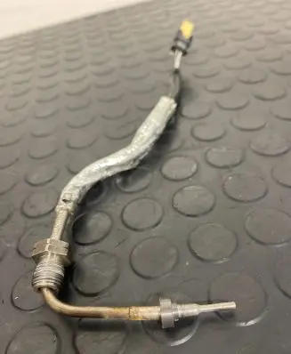 Mercedes-Benz CLA C117 X117 W117 Exhaust gas temperature sensor A0255456526