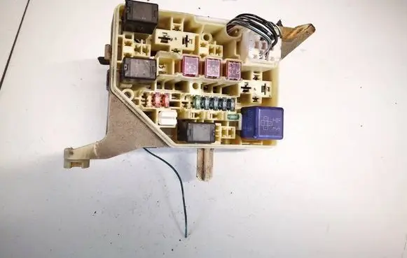Toyota Yaris Fuse box set
