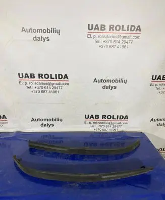 Opel Astra H Front bumper lip 13121999 13121998
