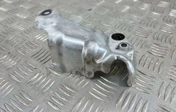 Mini Clubman F54 Heat shield in engine bay 8585809