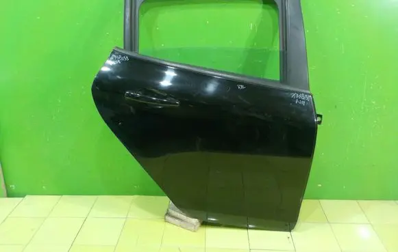 Peugeot 208 I Rear door 17AB138 8678EB1E68A946E99