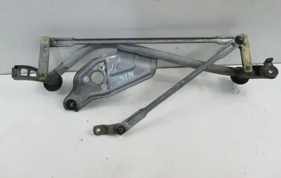 Nissan Almera Tino Front wiper linkage 
