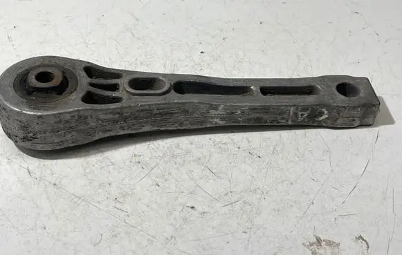 Volkswagen Caddy Engine mount bracket 3c0199855a