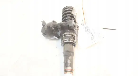 Fuel injector
