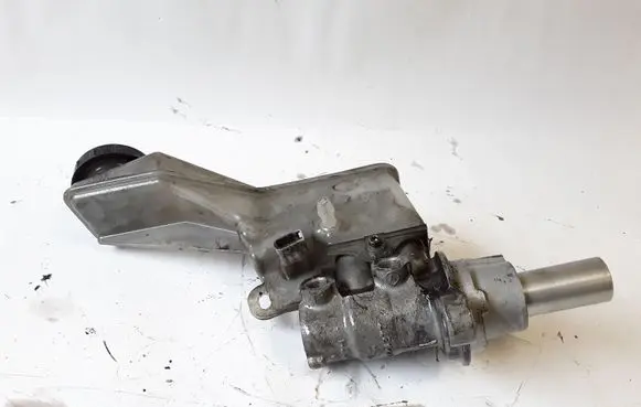 Nissan Qashqai Master brake cylinder 0204Y24277