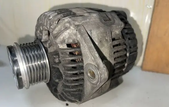 Volvo S40, V40 Generator/alternator A13VI165