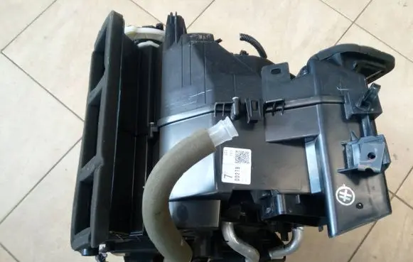 Mazda CX-3 Interior heater climate box assembly GA041DD2F NE70163